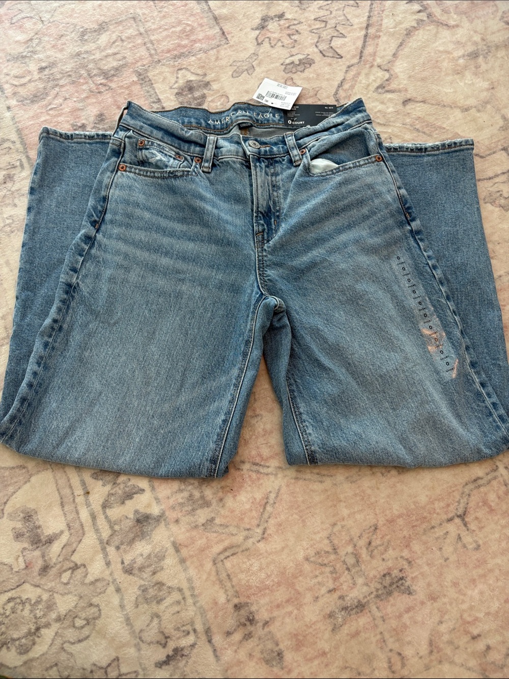 American Eagle Outfitters Straight -Leg Jeans - Light Blue Denim